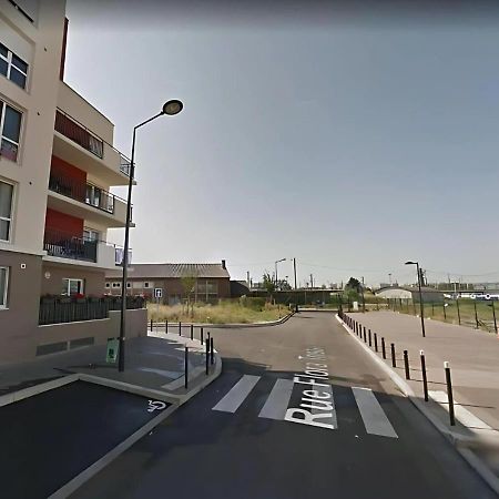 Ferienwohnung Live Like A Local Stylish 2Br With Balcony & Parking Saint-Denis  Exterior foto